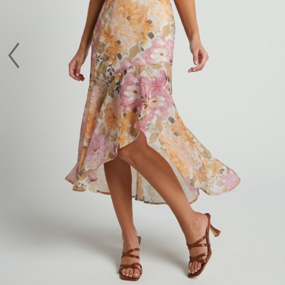 NWT Puff Sleeve Midi Dress - Picture 4 of 4